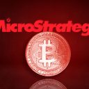 Will MicroStrategy announce bankruptcy before 2027?